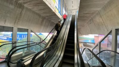 Eskalator Halte Transjakarta Cipulir Mati 6 Bulan sejak Januari